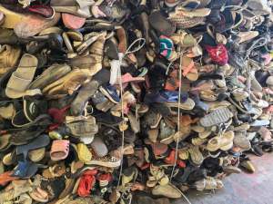 废鞋，垃圾鞋，大量出售