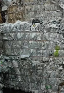 长期出售炼油铝塑膜废料,