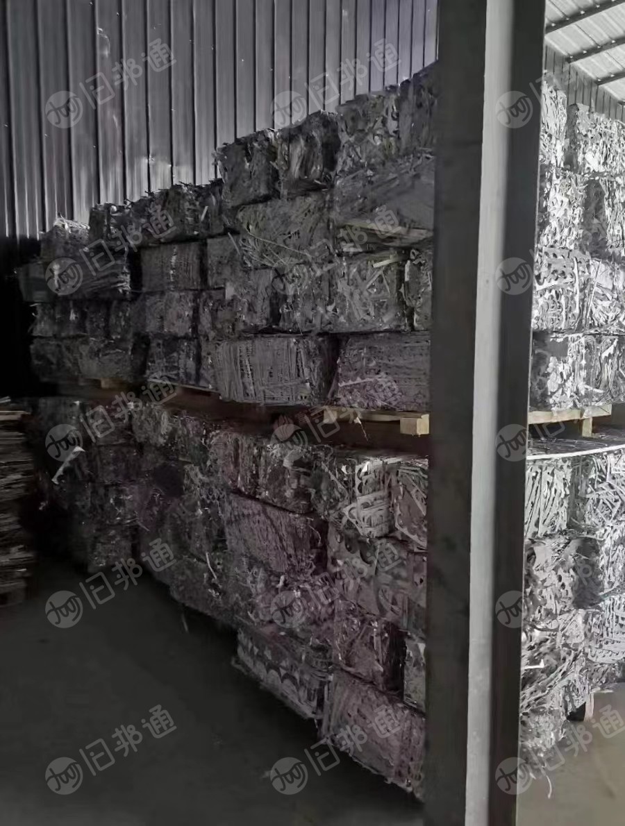 铝基板废料大量出售,有含铜