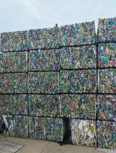 铝易拉罐压块长期出售