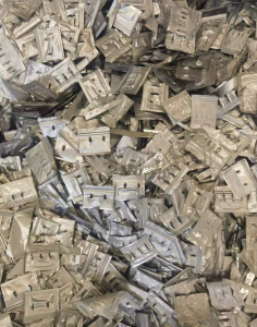 长期出售电池铝塑膜废料