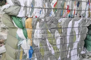 长期出售废旧编织袋，编织袋废料