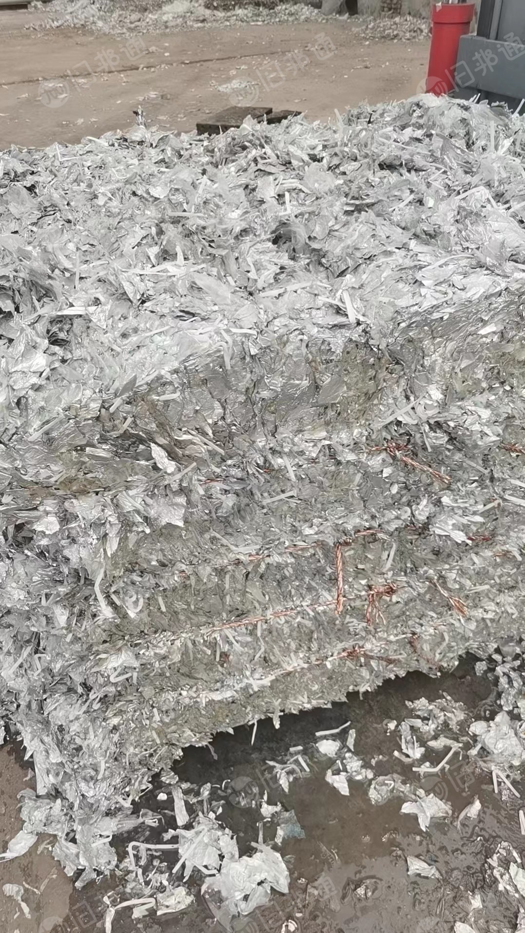炼油铝塑膜,利乐包分离的,含铝20,出油60,现货200吨,长期出售