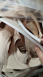 带布海绵边角料，大量出售，免费自提