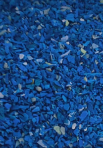 出售大小蓝桶破碎料，吨桶破碎料