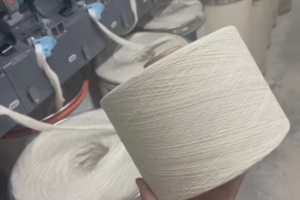 气流纺再生棉纱，10支，19支，21支，颜色有漂白，原白纱，二白纱 大量出售