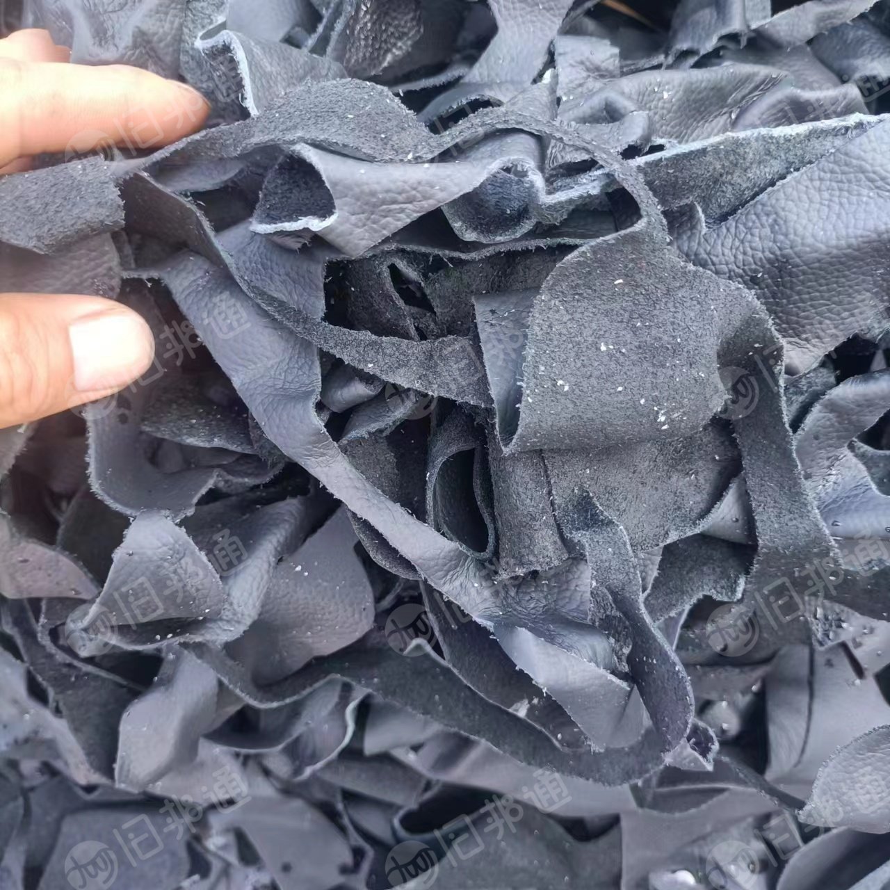头层牛皮碎布,大量出售