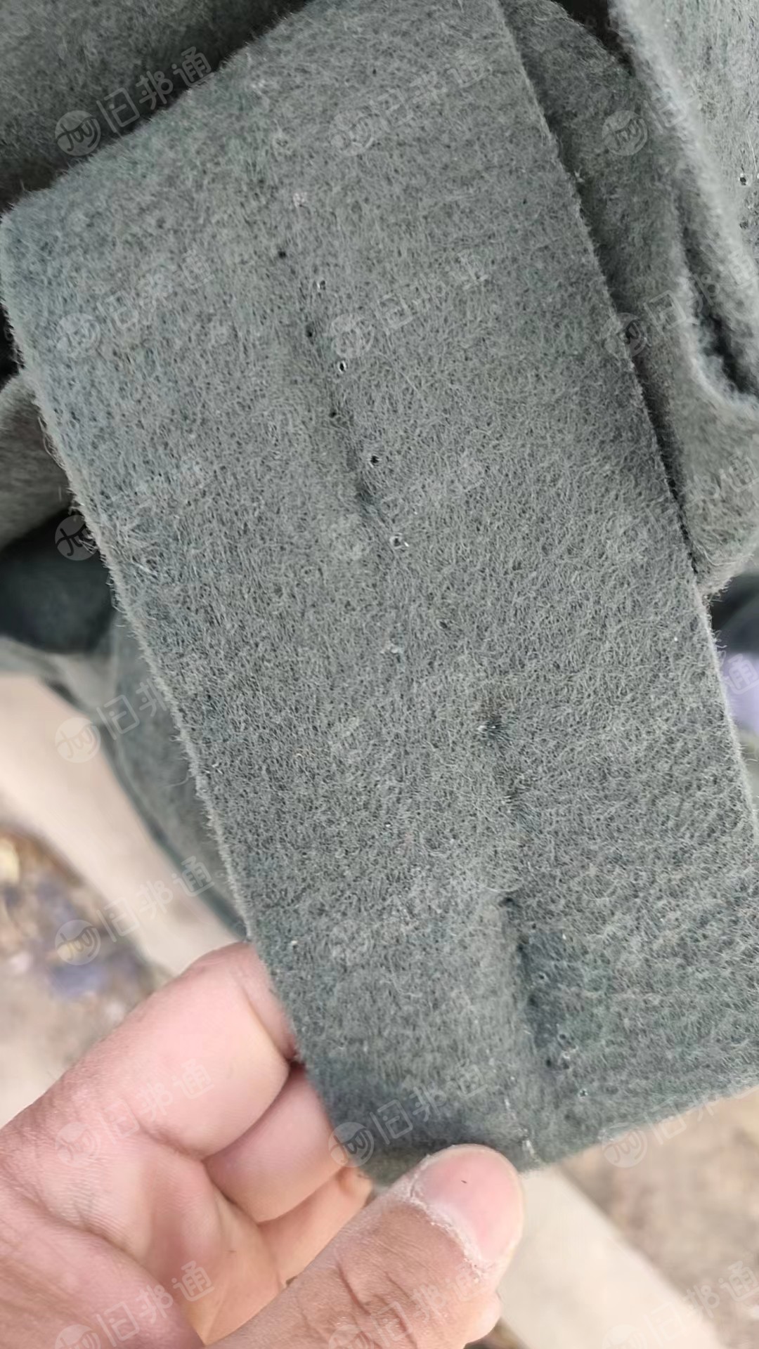涤纶含胶地毯下角料出售,月供20吨