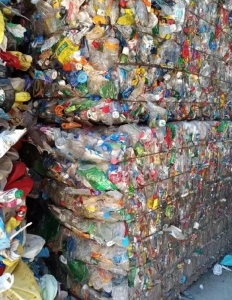 长期出售三色瓶砖，五色瓶砖