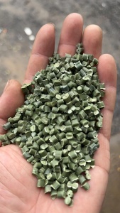 彩印厂下来的pp复合pet颗粒，长期出售