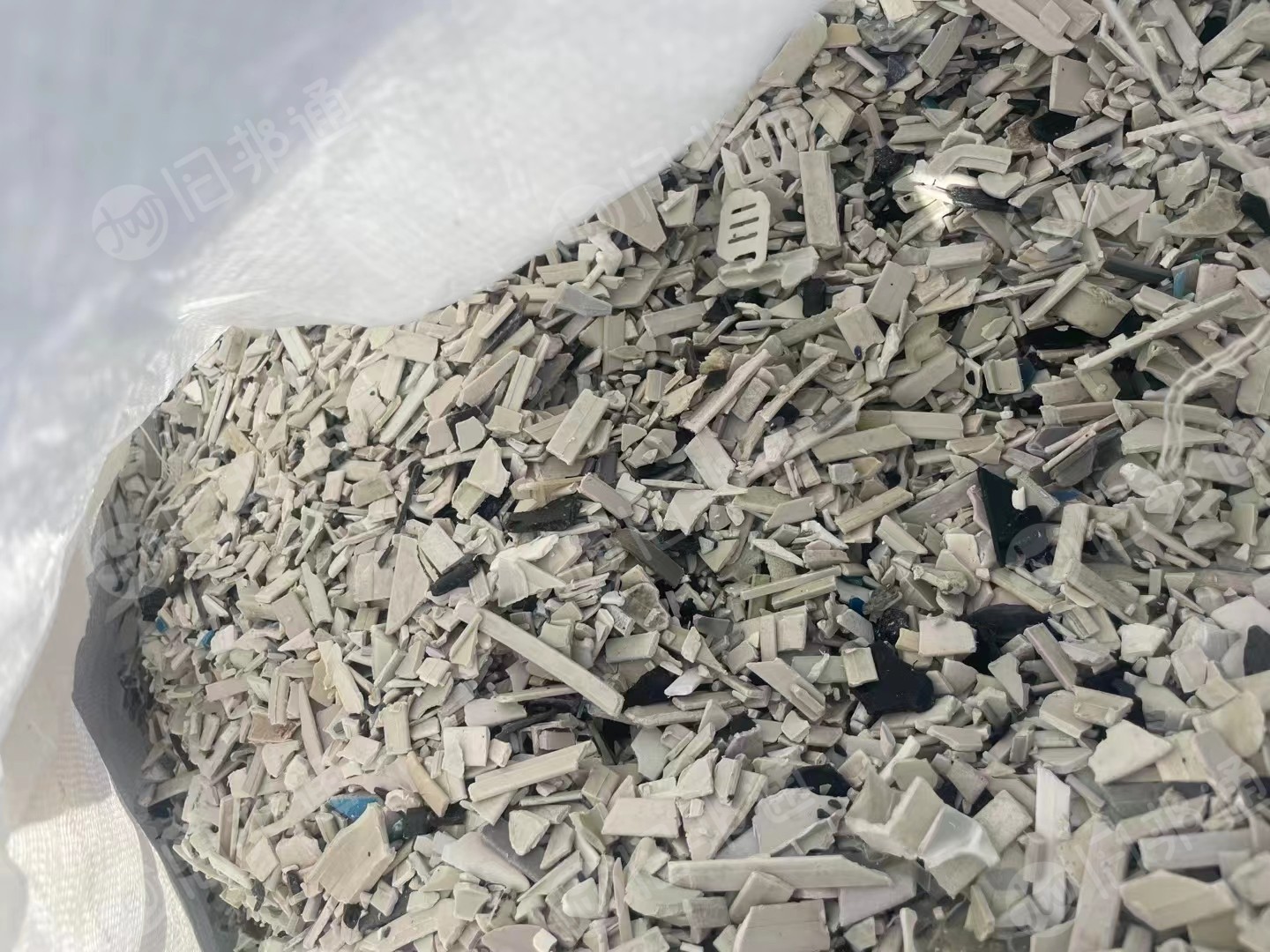 出售PP洗衣机破碎料,PP空调破碎料