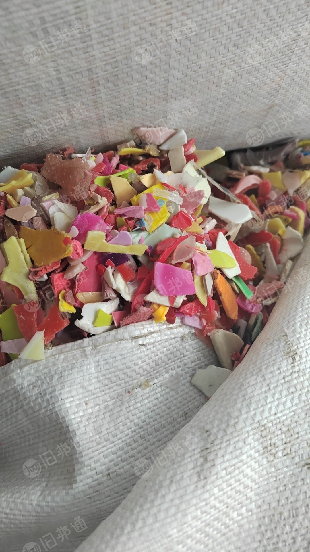 PP红丙破碎料,蓝丙破碎料长期出售,月供300吨 ,过风选