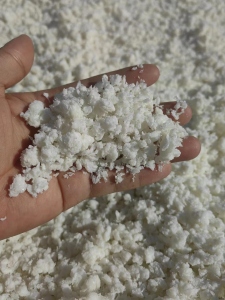 常年出售PET泡泡料，轻胶卷筒膜洗出来的，月供300吨