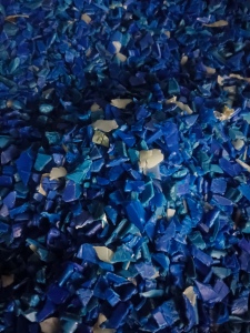 长期出售蓝桶破碎料，小蓝桶破碎料，大蓝桶破碎料