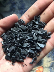 出售黑色PS圆盘破碎料