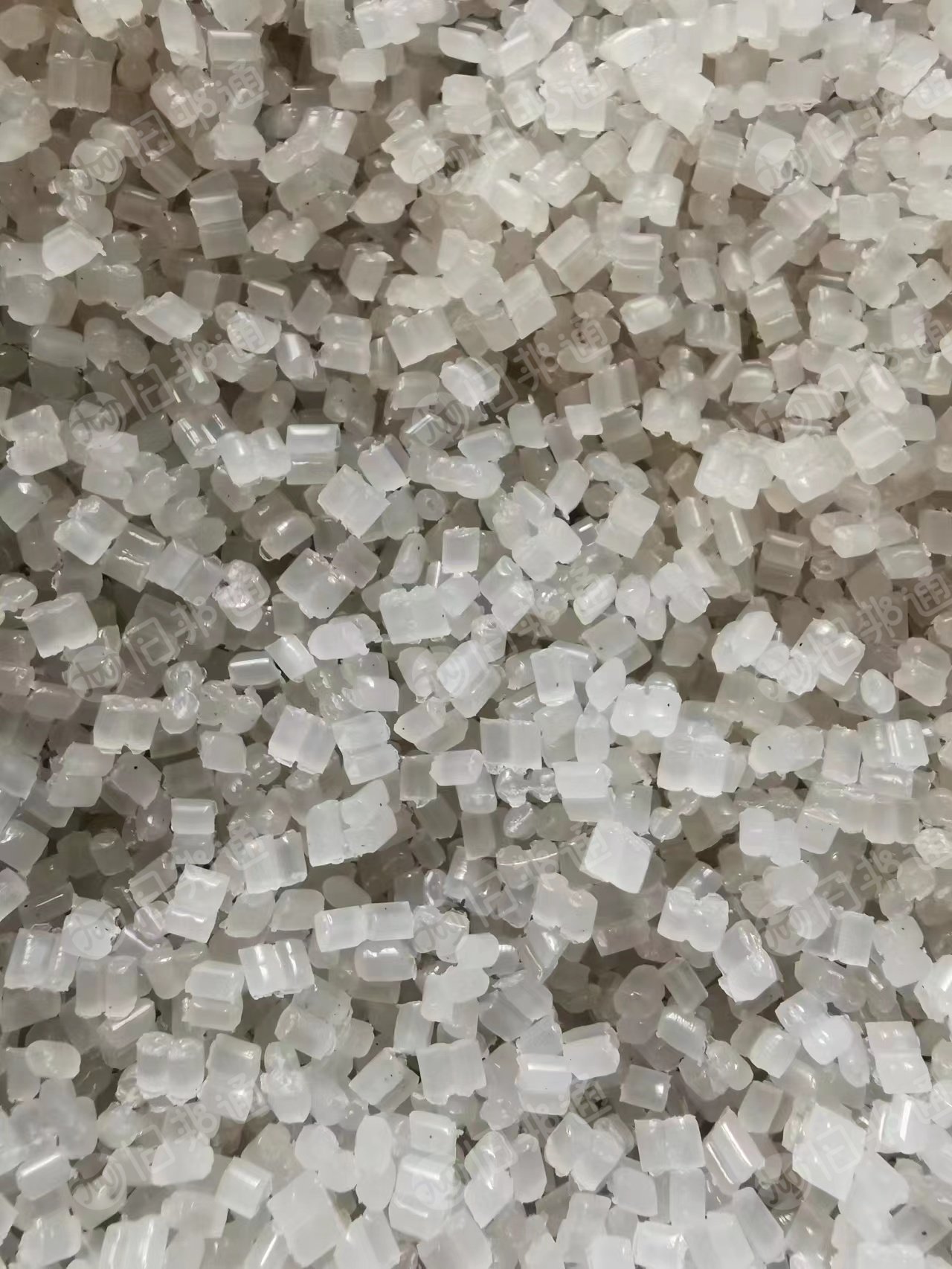 PP透明丙颗粒大量出售,月供几十吨,质量有保证