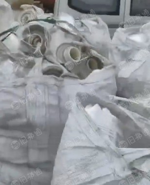 pet陶瓷膜,清洗的7吨多。卷筒四吨半,总共13吨,长期出售