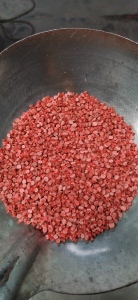 PP无纺布红色颗粒，大量出售