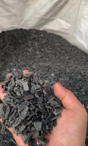 尼龙隔热条破碎料，干净无杂质，长期大量出售