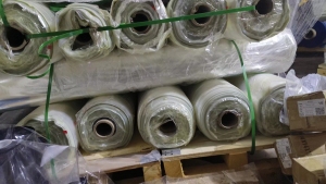 PET卷膜，离型膜，厚度2.5C，现货出售