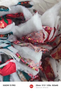 棉服厂长期供应丝棉下角料