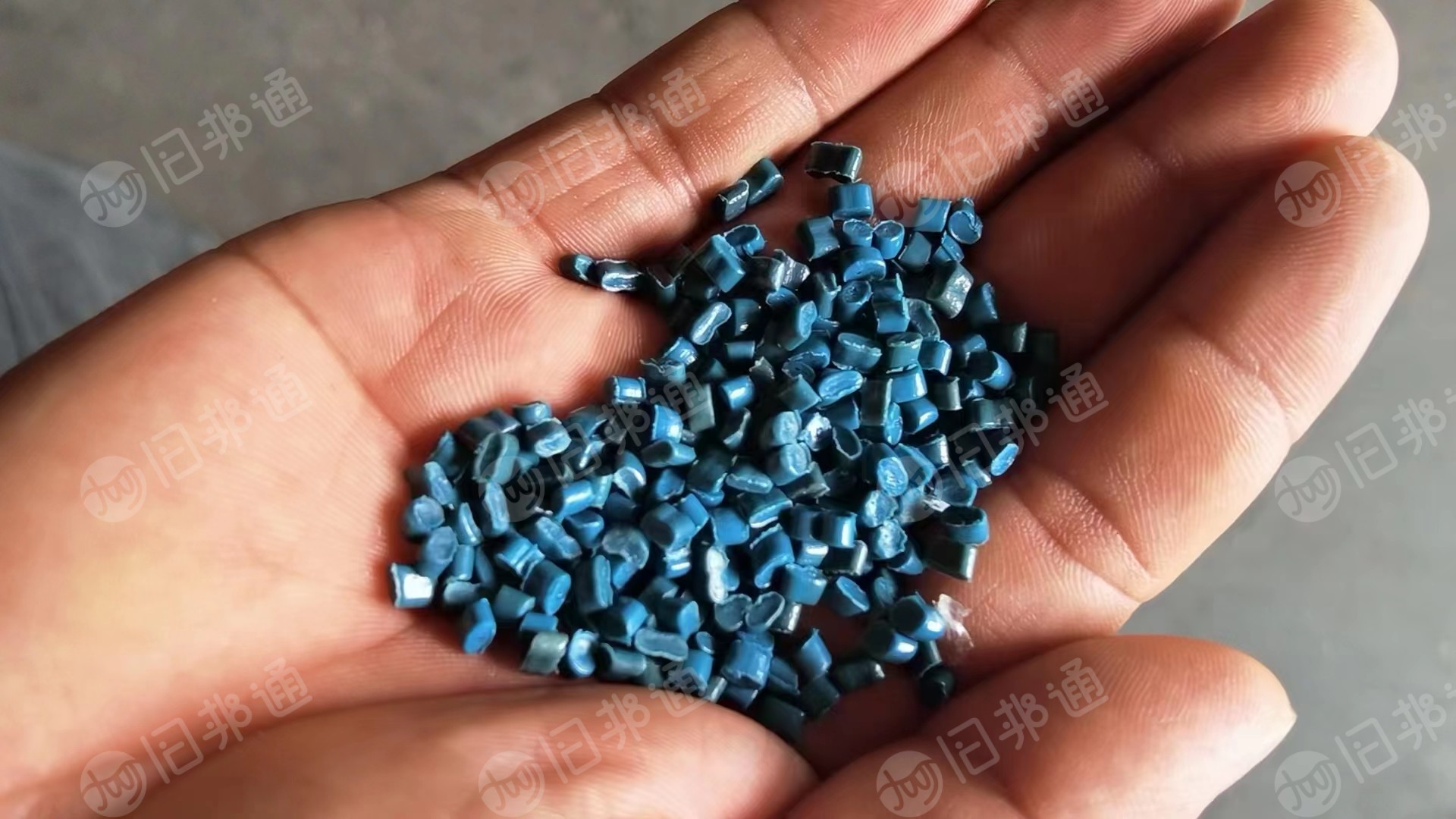 蓝色高低压注塑颗粒,长期出售