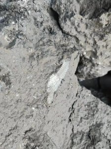 出售铝棒炉底料，金属铝85