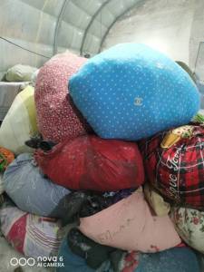 不限量回收羽绒服，二手羽绒服