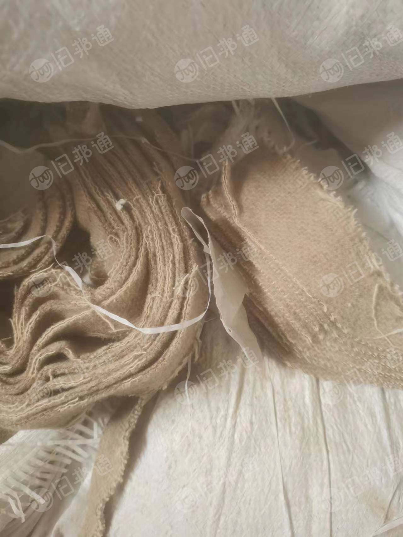 服装下脚料,梭织针织涤棉料,毛呢料,大量出售