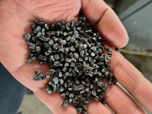PE再生颗粒，高低压颗粒，过60目，长期出售