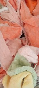 珊瑚绒下脚料，长期大量出售