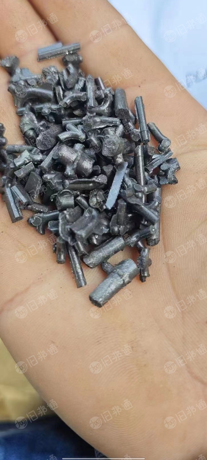 带磁性的尼龙颗粒,尼龙废料,长期大量回收