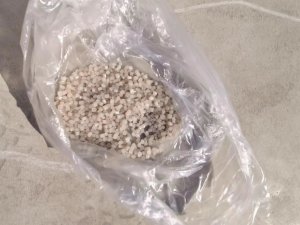 PE高压膜再生颗粒长期出售，月供100吨。过120目