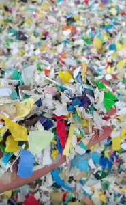 长期出售花乙破碎料，清洗甩干