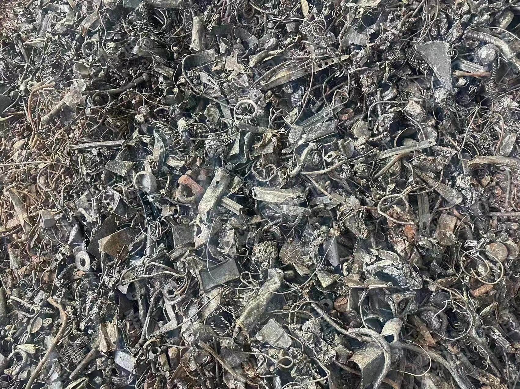 长期出售水洗火烧铁,大量现货
