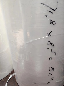 包装厂下来的PE卷筒膜出售，厚度8， 月供10吨左右