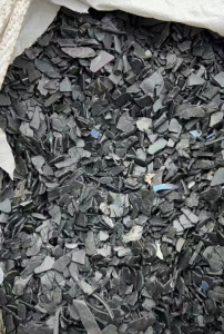 长期出售PP破碎料，汽车内饰破碎料，摩丙破碎料