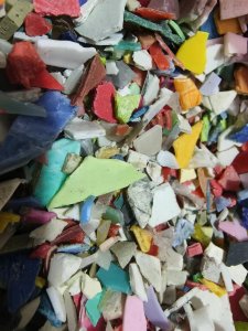 花丙破碎料（沉底占3成），清洗甩干，现货一挂车出售