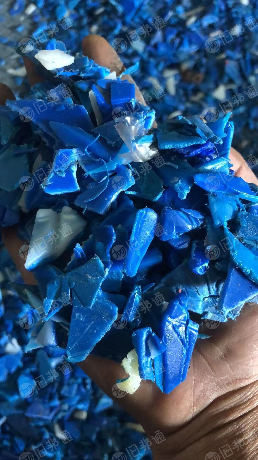 蓝桶破碎料,清洗甩干直接上机造粒,现货20多吨出售