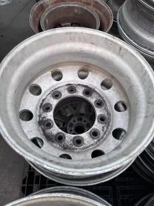 出售大车铝合金轮毂，现货18吨