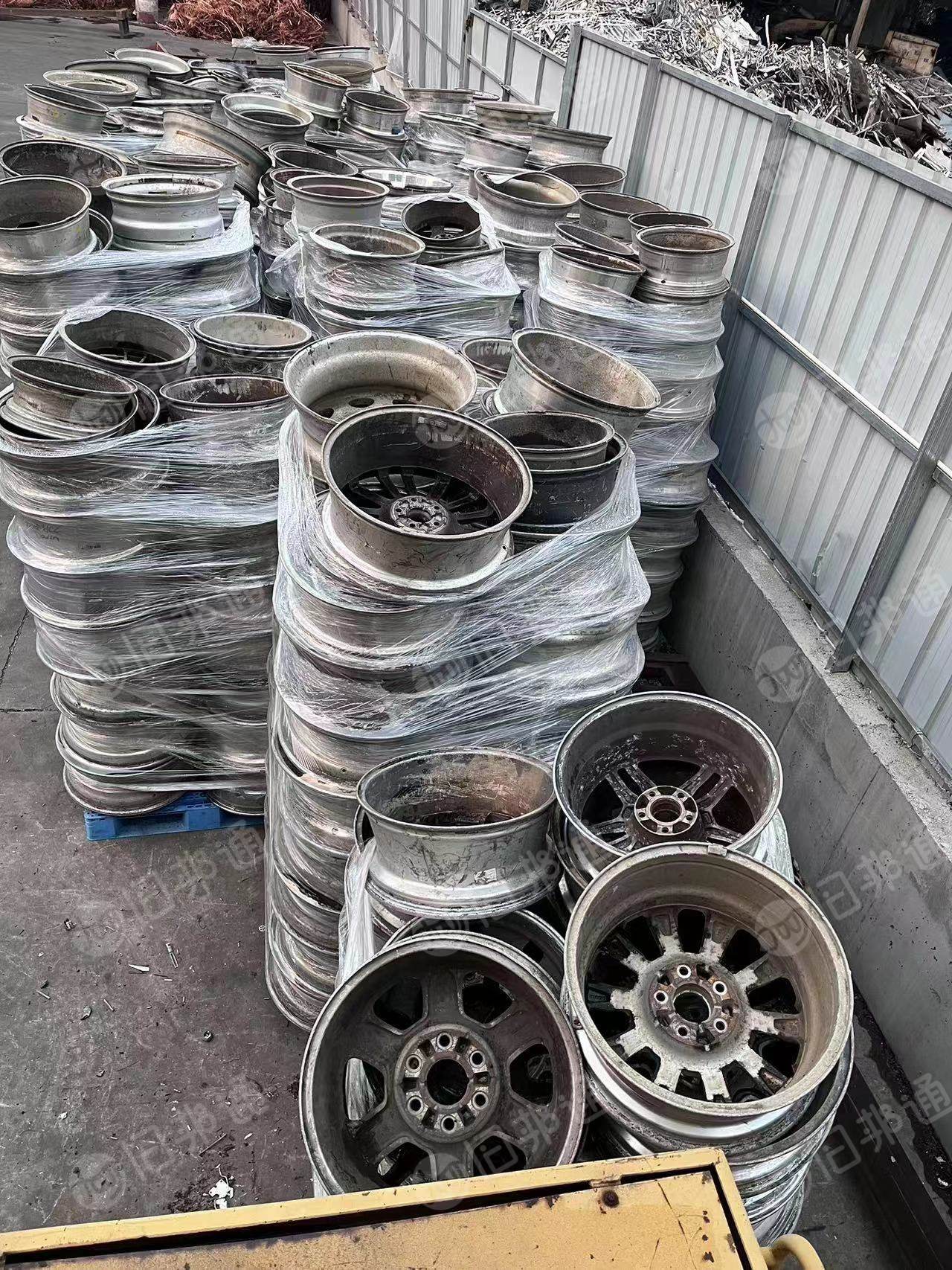 出售大车铝合金轮毂,现货18吨
