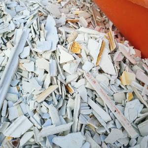 PVC塑钢破碎料大量出售，月供300吨 