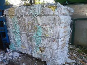 常年出售工厂不干胶边角料，不带膜