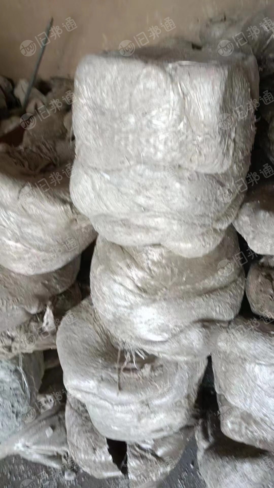 泡沫热熔块,月供十吨,长期出售