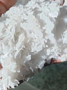 ps电影盘破碎料 有白色有蓝色，长期有货