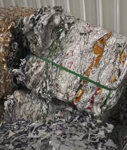 长期出售各种铝塑膜废料，封口铝膜废料