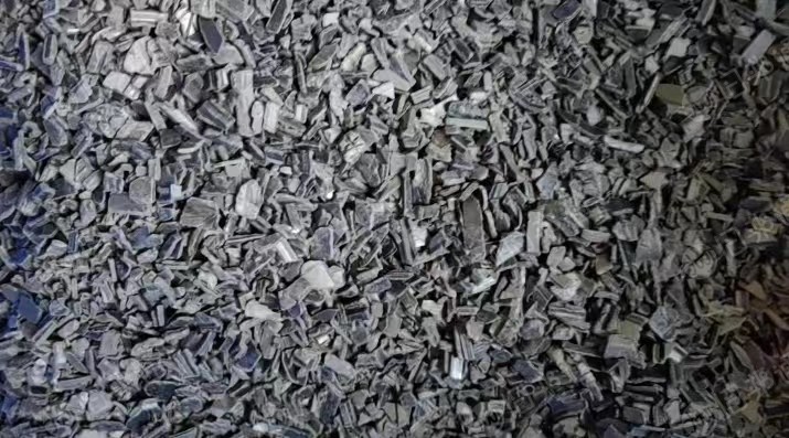 长期出售黑色PA6破碎料，含纤30%多，月供300吨