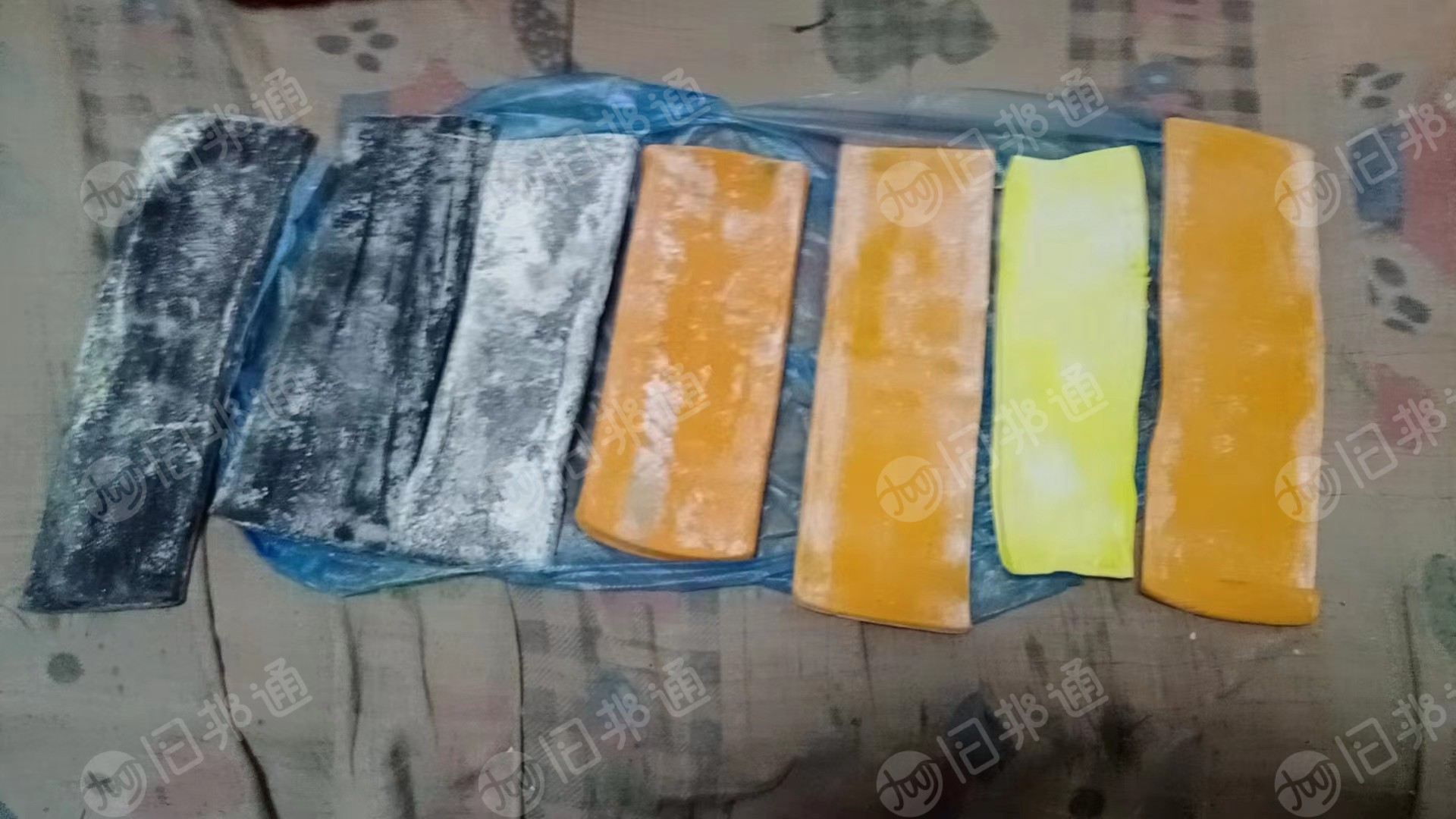 氯丁像胶20吨,三元乙丙7吨,色片20吨,大量出售