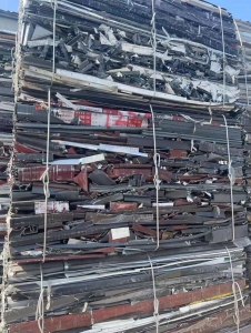 出售断桥破碎铝和新油漆料