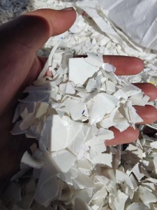 大小白乙破碎料，低压破碎料，干净直接上机造粒，长期出售